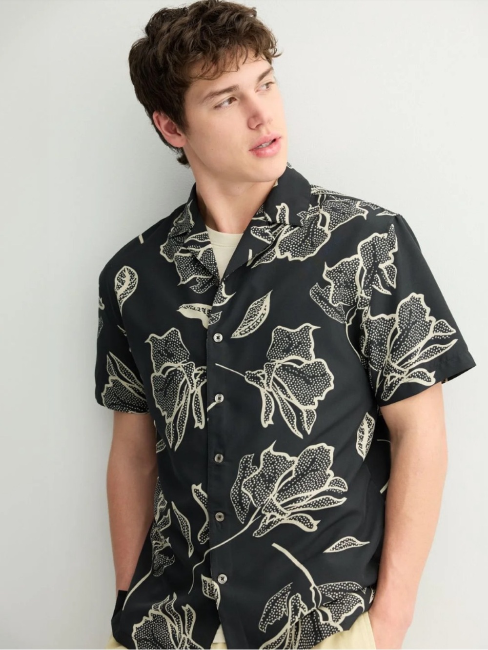 Birch Black Modern Tropical Short-Sleeve Floral Button-Up Shirt